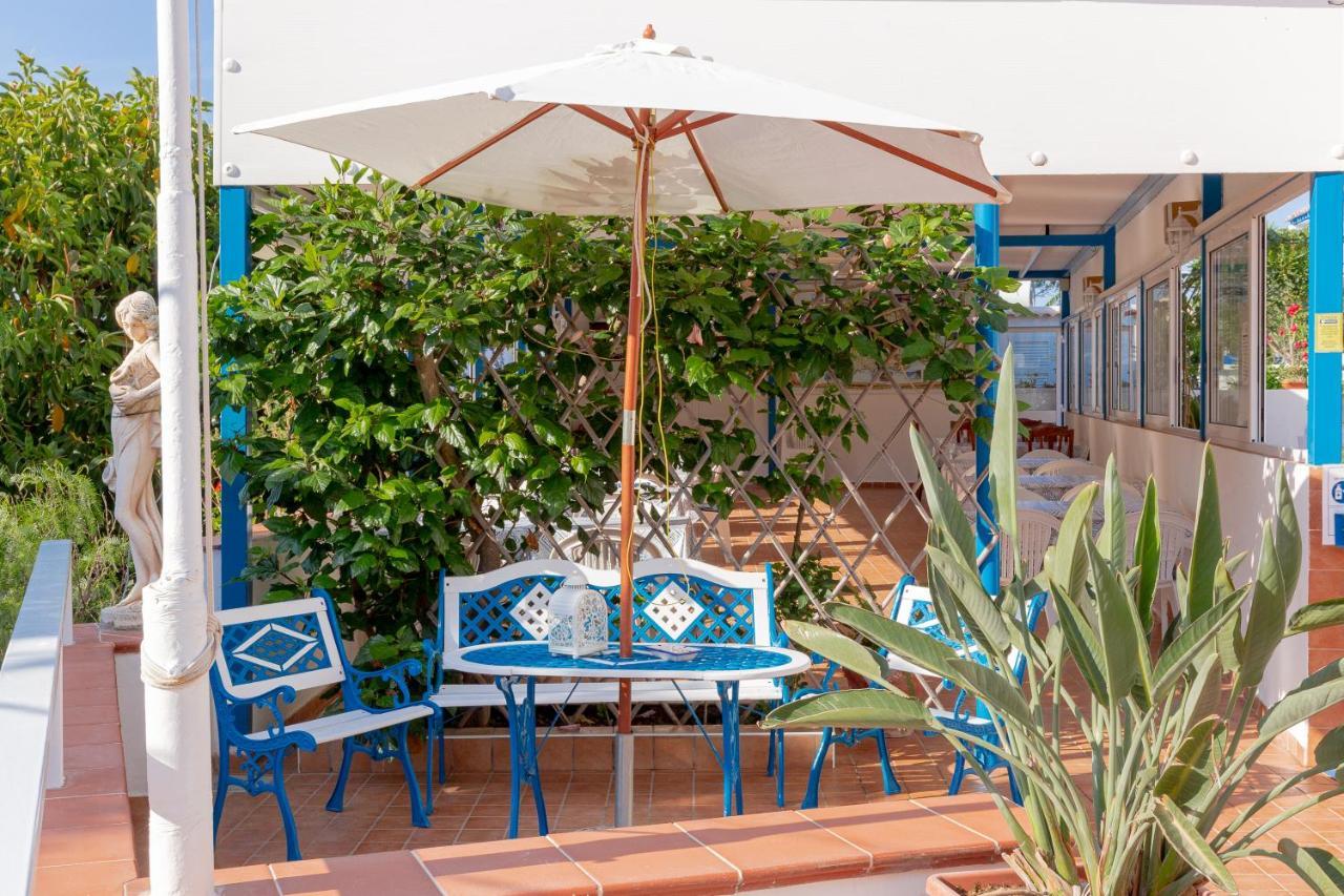 Hotel Casa Adolfo Ischia 2*
